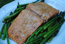 Food For Kidney Infection — Salmon and Asparagus
